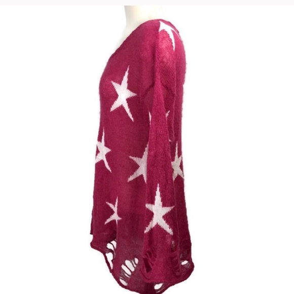 Wildfox Sweaters - Wildfox White Label Seeing Stars Sweater ♥️